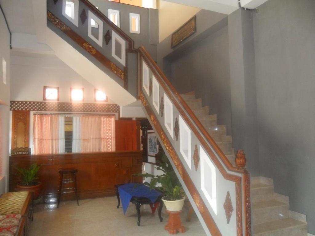 Hotel Sentral Pabean Buleleng Esterno foto