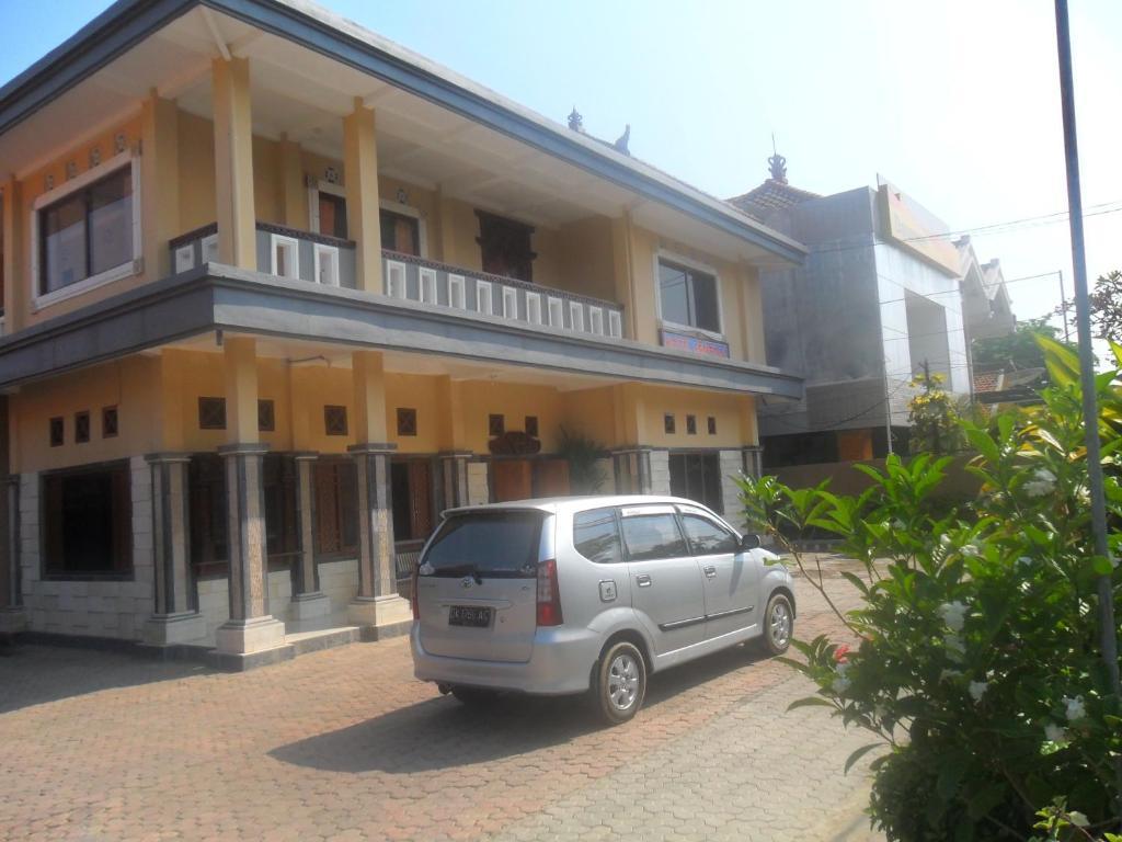 Hotel Sentral Pabean Buleleng Esterno foto