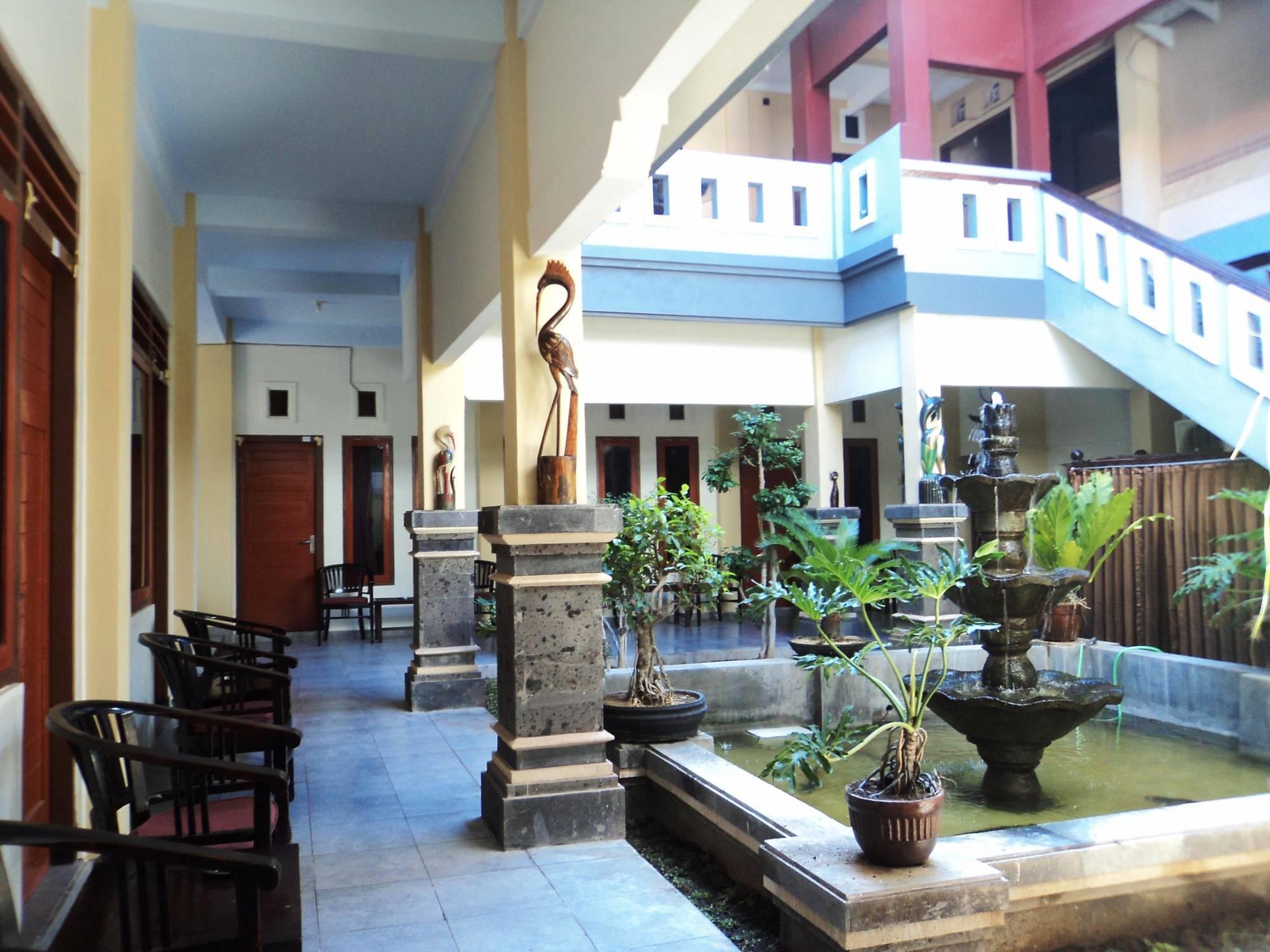 Hotel Sentral Pabean Buleleng Esterno foto